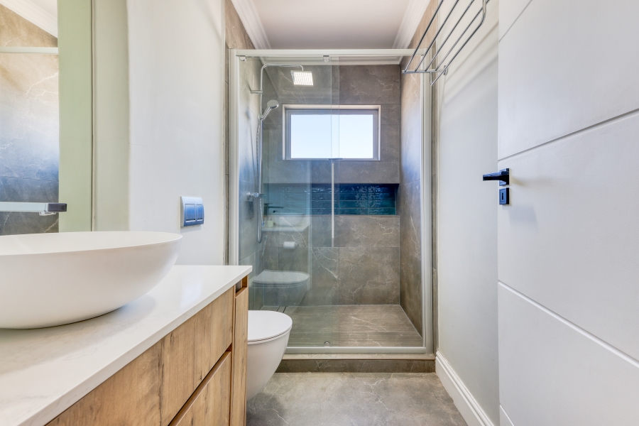 3 Bedroom Property for Sale in Kirstenhof Western Cape